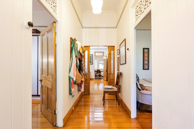 Photo - 106 Mount Crosby Road, Tivoli QLD 4305 - Image 9