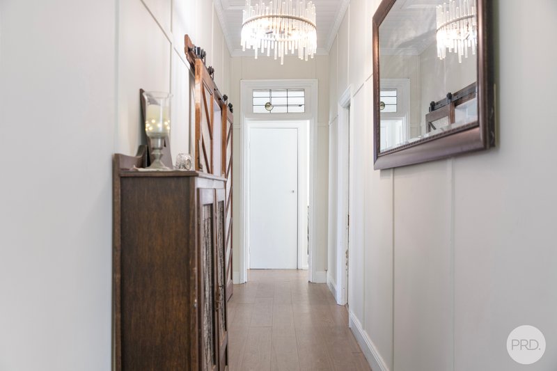 Photo - 106 Neill Street, Beaufort VIC 3373 - Image 2