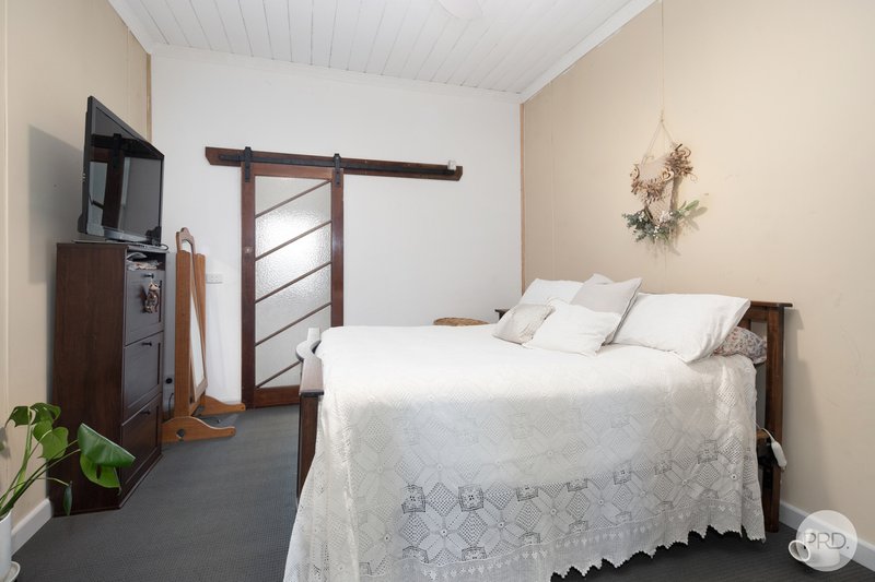 Photo - 106 Neill Street, Beaufort VIC 3373 - Image 7