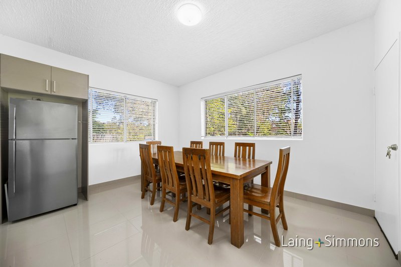 Photo - 106 Newbridge Road, Chipping Norton NSW 2170 - Image 6