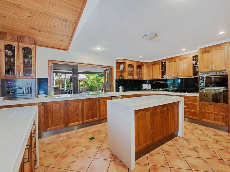 Photo - 106 Nojoor Road, Mudjimba QLD 4564 - Image 6