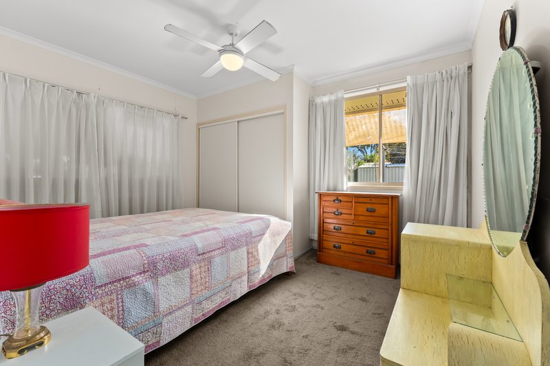 Photo - 106 O'Quinn Street, Nudgee Beach QLD 4014 - Image 11