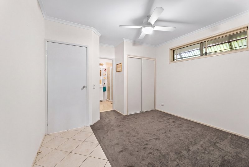 Photo - 106 O'Quinn Street, Nudgee Beach QLD 4014 - Image 12