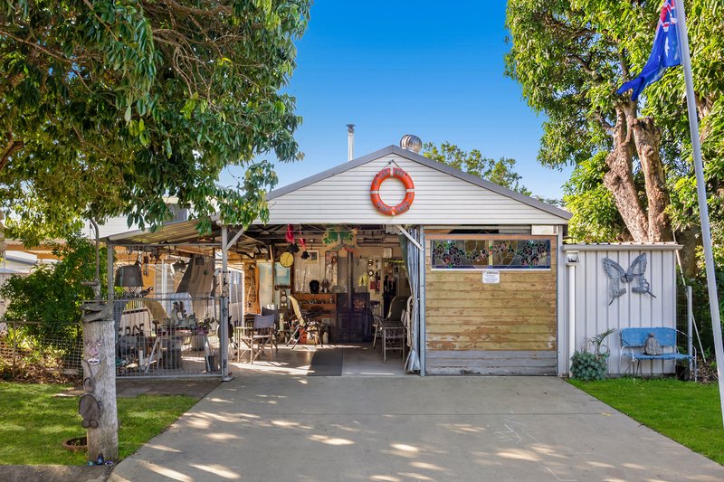 Photo - 106 O'Quinn Street, Nudgee Beach QLD 4014 - Image 14