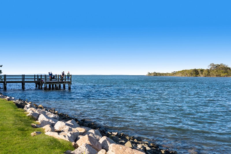 Photo - 106 O'Quinn Street, Nudgee Beach QLD 4014 - Image 17