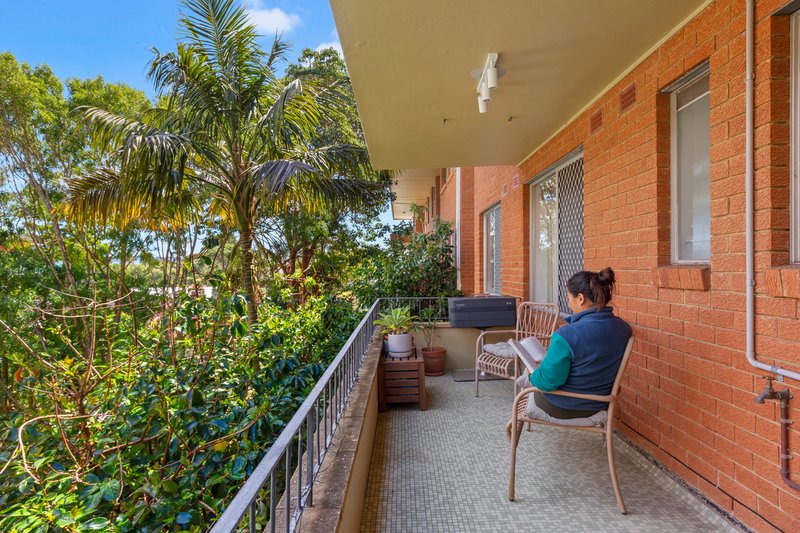 Photo - 10/6 Regent Street, Dee Why NSW 2099 - Image 3