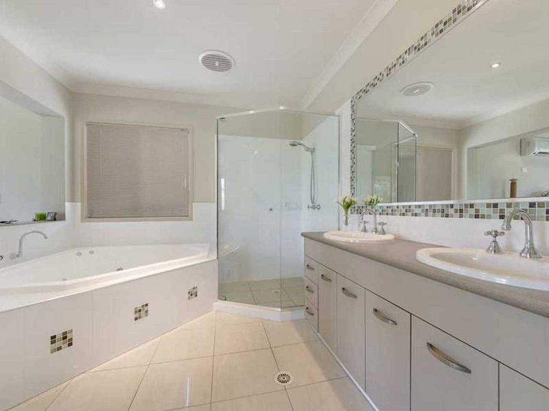 Photo - 106 River Meadows Drive, Upper Coomera QLD 4209 - Image 12