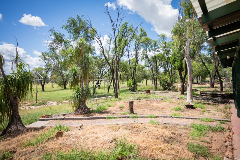 Photo - 106 Roslyn Drive, Roma QLD 4455 - Image 18