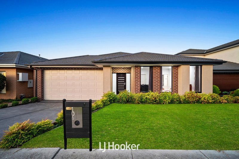 106 Rossiter Retreat, Cranbourne North VIC 3977