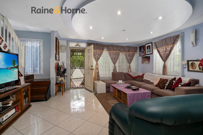 Photo - 106 Rundle Road, Busby NSW 2168 - Image 4