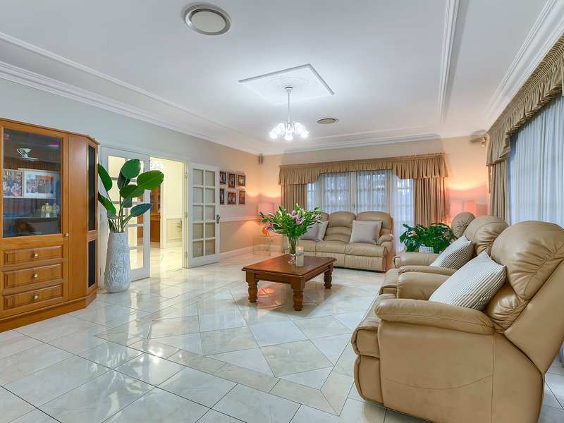 Photo - 106 Scott Street, Stafford Heights QLD 4053 - Image 5