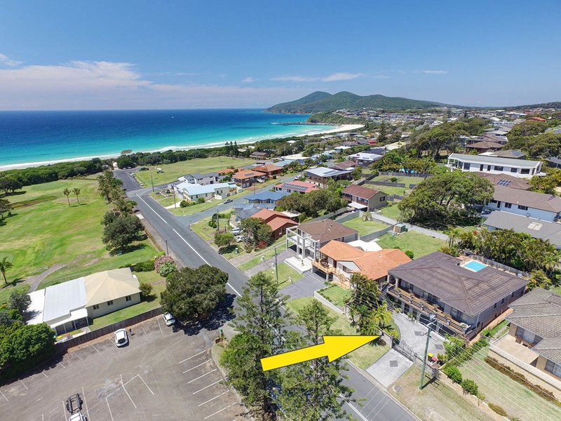 106 Strand Street, Forster NSW 2428