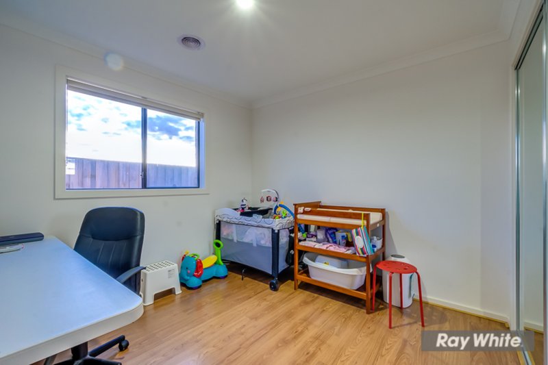 Photo - 106 Talliver Terrace, Truganina VIC 3029 - Image 6