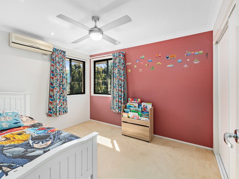 Photo - 106 Tristania Way, Mount Gravatt East QLD 4122 - Image 13