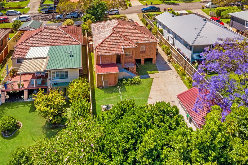 Photo - 106 Waratah Parade, Narraweena NSW 2099 - Image 2