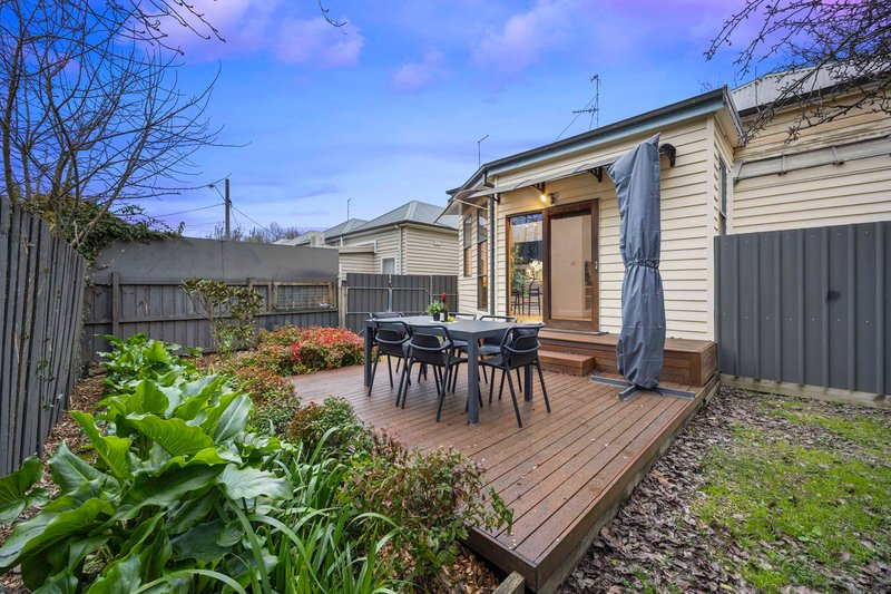 Photo - 106 Webster Street, Lake Wendouree VIC 3350 - Image 23