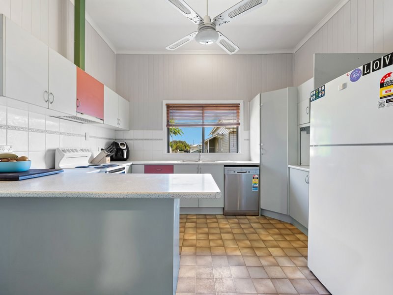 Photo - 106 Woodstock Street, Maryborough QLD 4650 - Image 6