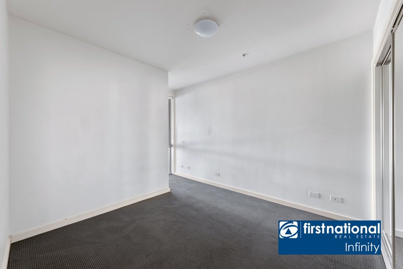 Photo - 10/6 Yarra Bing Crescent, Burwood VIC 3125 - Image 5