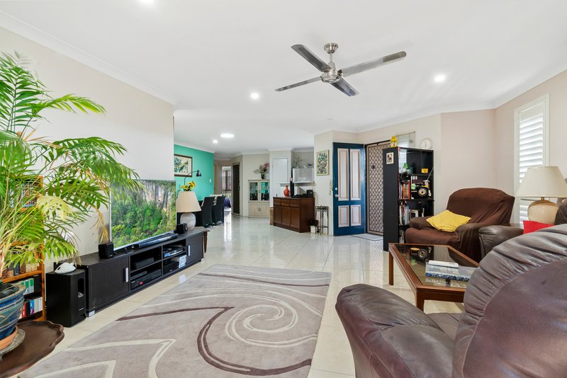 Photo - 106/1 Harbour Drive, Tweed Heads NSW 2485 - Image 4