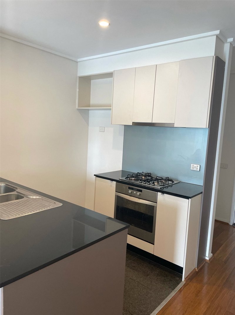 Photo - 106/100 Kavanagh Street, Southbank VIC 3006 - Image 2
