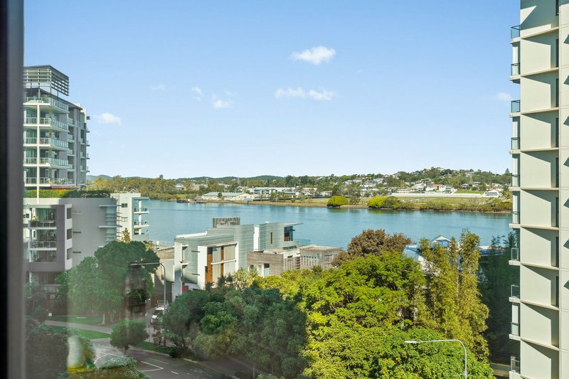 Photo - 10612/8 Harbour Road, Hamilton QLD 4007 - Image 5