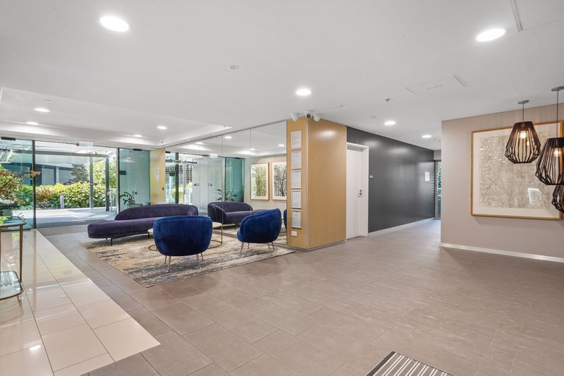 Photo - 10612/8 Harbour Road, Hamilton QLD 4007 - Image 12
