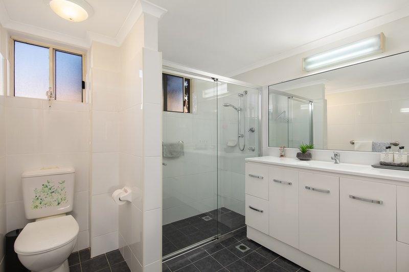 Photo - 106/15 Lorraine Avenue, Berkeley Vale NSW 2261 - Image 6