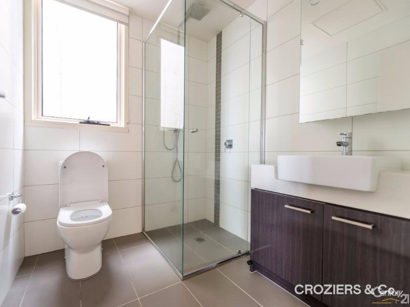 Photo - 106/17 Robbs Parade, Northcote VIC 3070 - Image 8