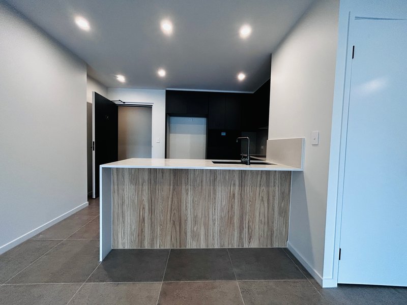 Photo - 106/18 Selborne , Mount Gravatt East QLD 4122 - Image 2