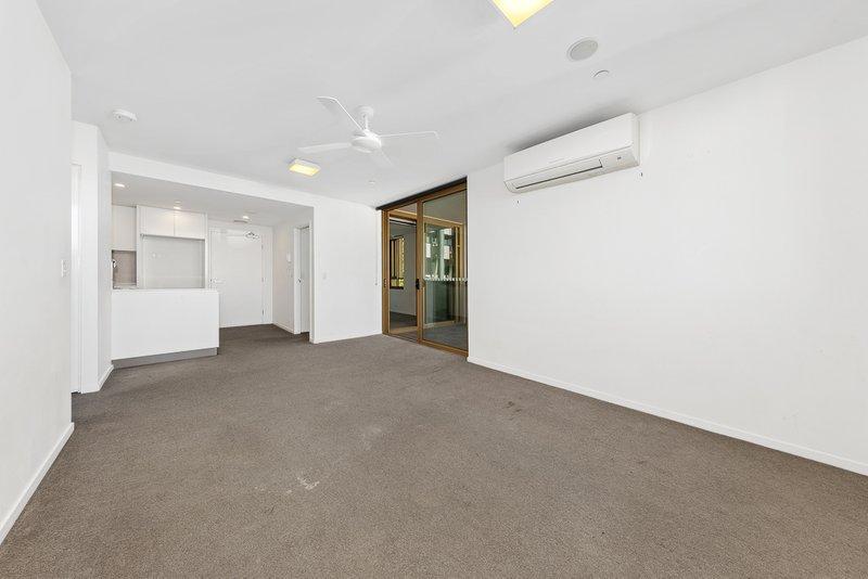 Photo - 106/191 Constance Street, Bowen Hills QLD 4006 - Image 6