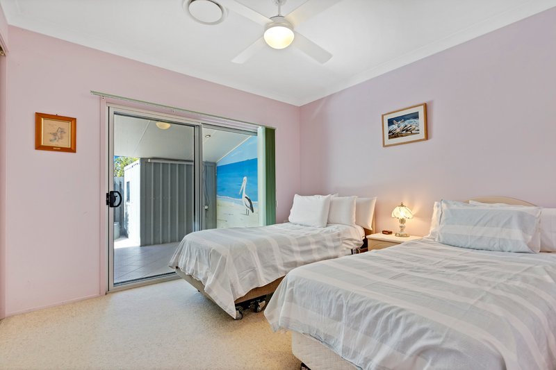 Photo - 106/2 Grand Parade, Kawana Island QLD 4575 - Image 10