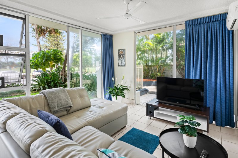 Photo - 106/2 Queensland Avenue, Broadbeach QLD 4218 - Image 11