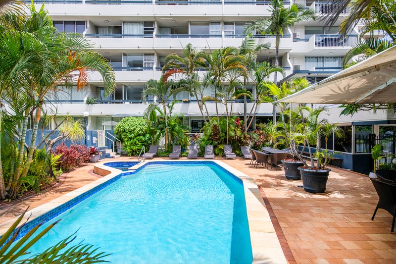 Photo - 106/2 Queensland Avenue, Broadbeach QLD 4218 - Image 26