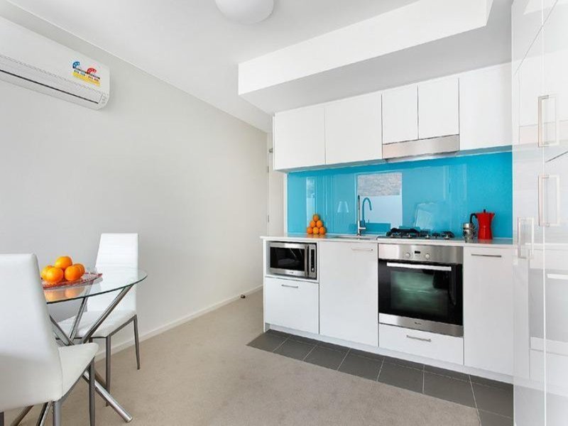 Photo - 106/2 Willis Lane, Hampton VIC 3188 - Image 2