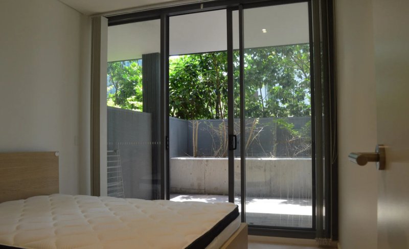 Photo - 1064/1 Steam Mill Lane, Haymarket NSW 2000 - Image 4