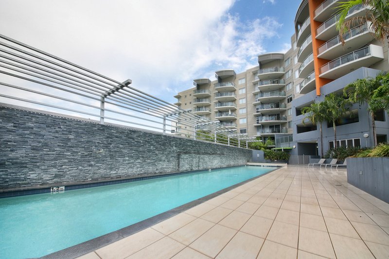 Photo - 106/62 Cordelia Street, South Brisbane QLD 4101 - Image 8