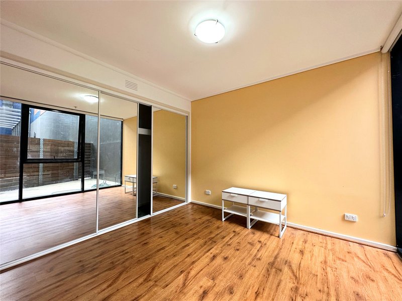 Photo - 10/668 Bourke Street, Melbourne VIC 3000 - Image 7