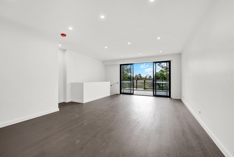 Photo - 10/67-68 Nepean Highway, Seaford VIC 3198 - Image 3