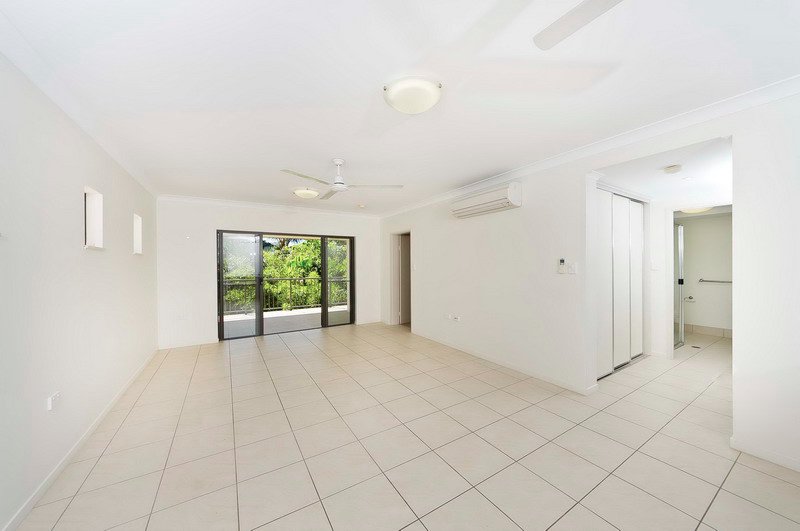 Photo - 10/68 Charles Street, Manunda QLD 4870 - Image 4