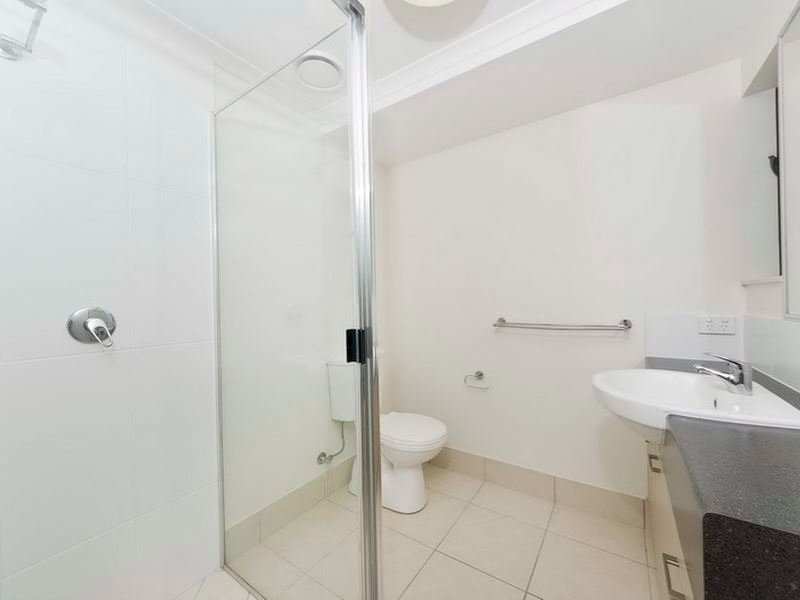 Photo - 10/68 Charles Street, Manunda QLD 4870 - Image 9