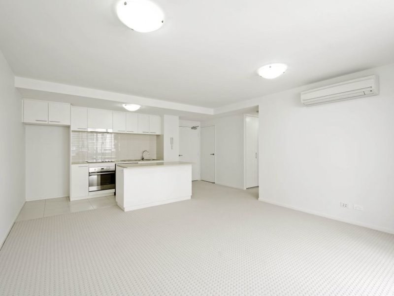 Photo - 10/68 College Street, Belconnen ACT 2617 - Image 5