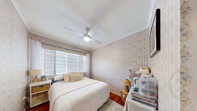 Photo - 1068 Southpine Road, Everton Hills QLD 4053 - Image 6