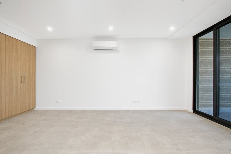 Photo - 106/824 Forest Road, Peakhurst NSW 2210 - Image 3