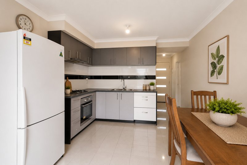 Photo - 10/69-71 Potter Street, Dandenong VIC 3175 - Image 4