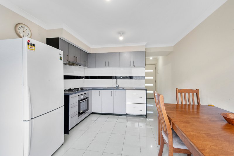 Photo - 10/69-71 Potter Street, Dandenong VIC 3175 - Image 3