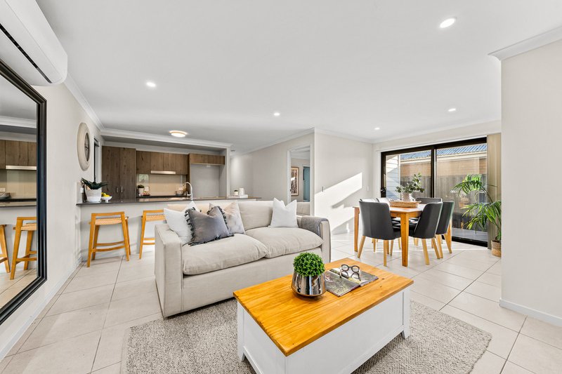 Photo - 106A Brentford Road, Richlands QLD 4077 - Image 5