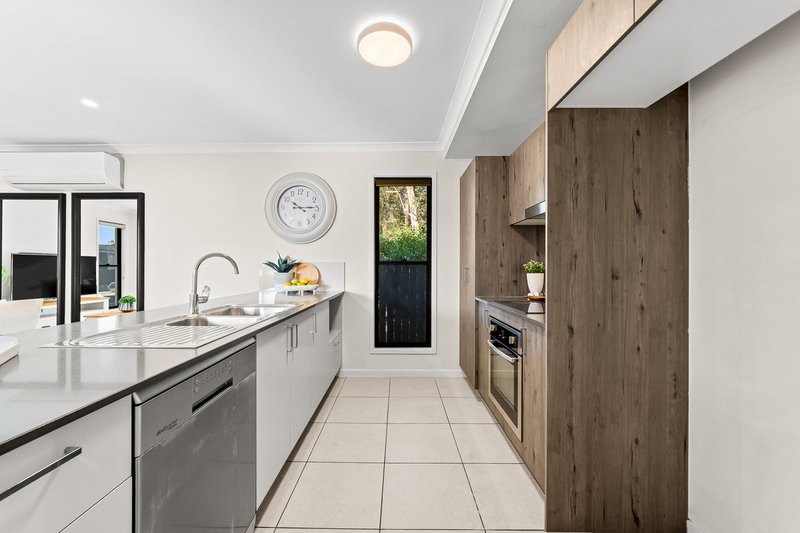 Photo - 106A Brentford Road, Richlands QLD 4077 - Image 6