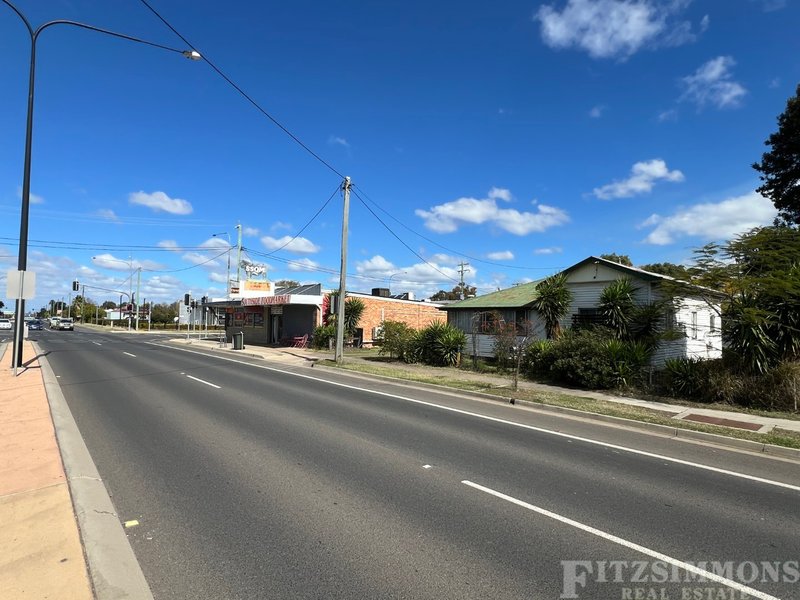 Photo - 106a Drayton Street, Dalby QLD 4405 - Image 2