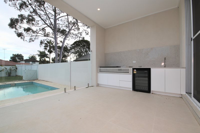 Photo - 106B Albert Street, Revesby NSW 2212 - Image 16