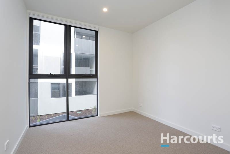 Photo - 106B/57 Middleborough Road, Burwood VIC 3125 - Image 5